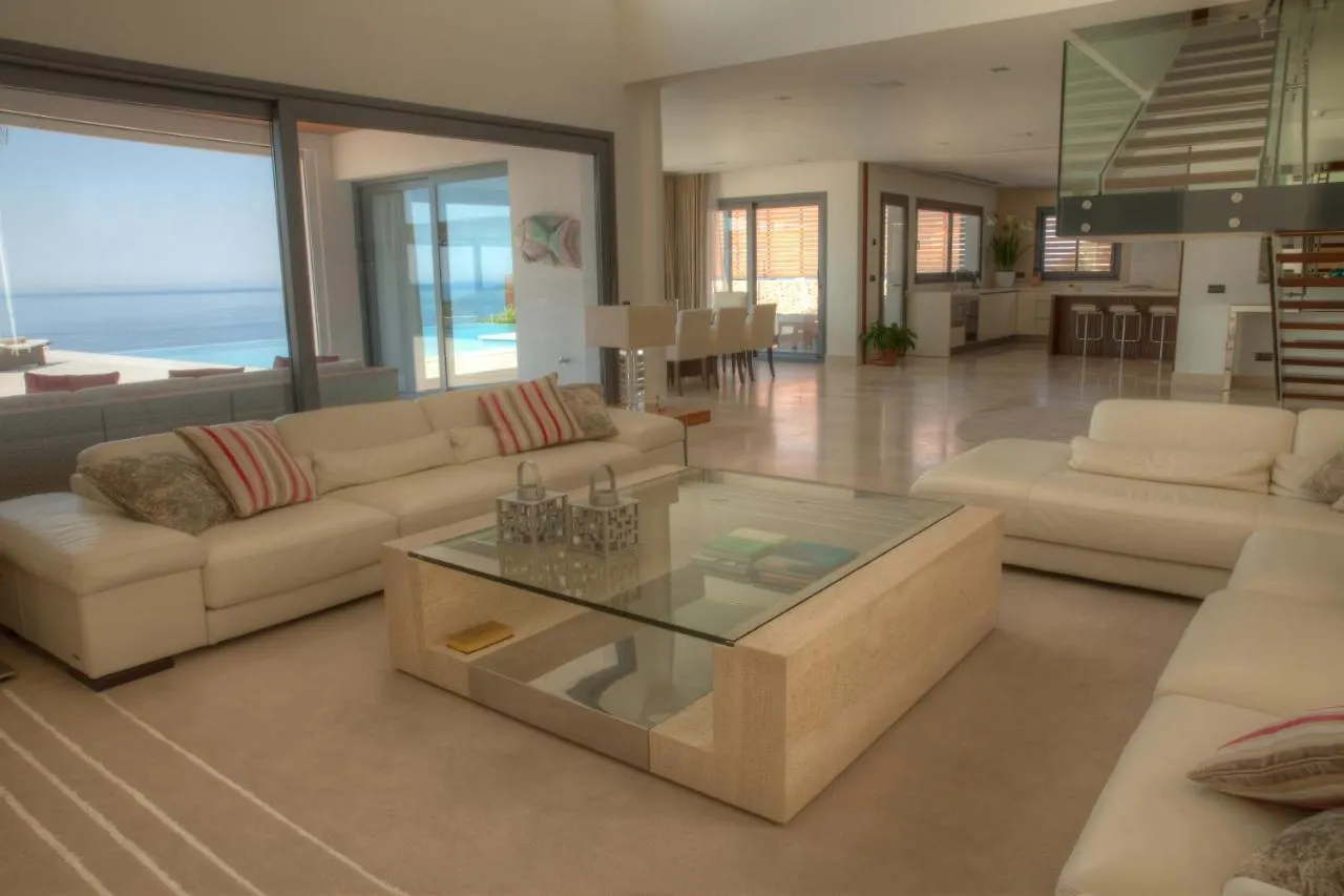 Luxury Villa Blue Sky Mallorca Puerto de Andrach Spagna